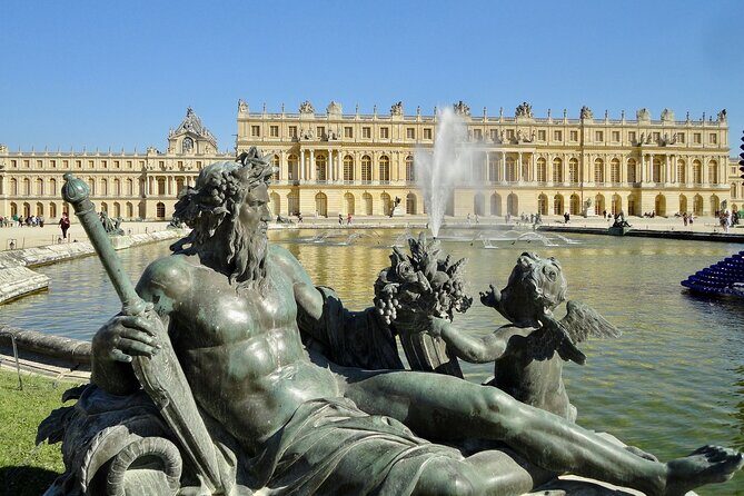 Fontainebleau, Versailles, Trianon Small group from Paris - Garden hour in Fontainebleau: the decompression you actually need