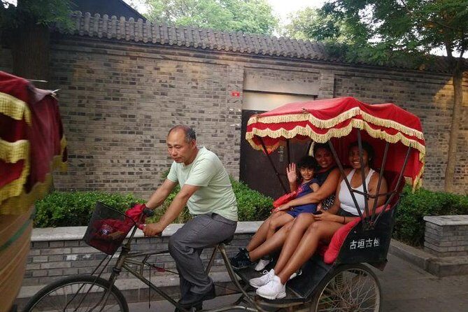 Forbidden City & Old Beijing Hutong Private Layover Guided Tour - Tiananmen Square: a fast introduction before the main event