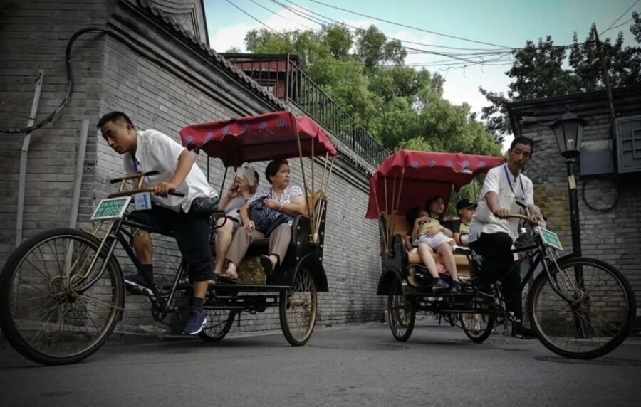 Forbidden City&Hutong Private Tour w/Historic Site Add-ons - Mutianyu Great Wall plus Houhai: when the wall is your main mission