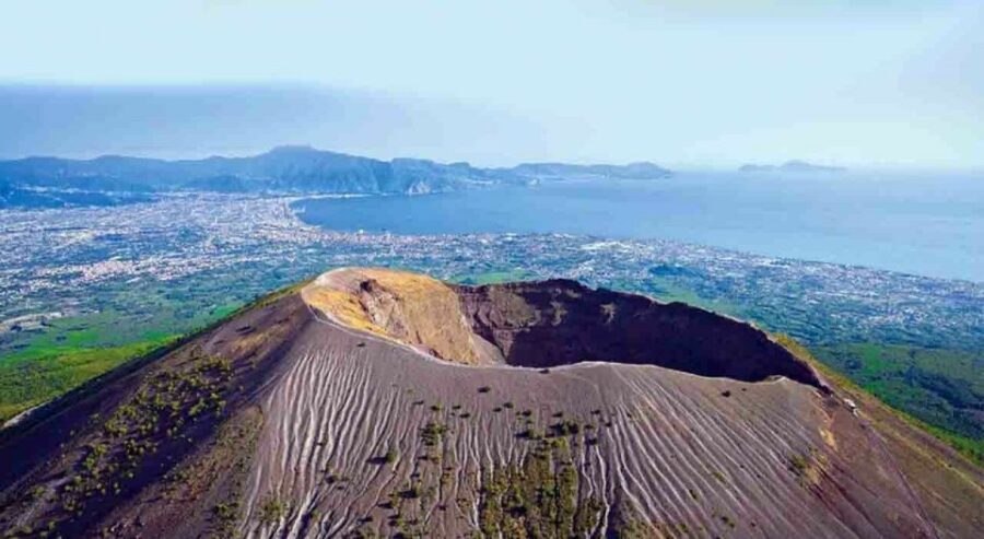 From Amalfi: Pompeii and Mount Vesuvius Private Day Trip - Should you book this Pompeii and Vesuvius private day trip?