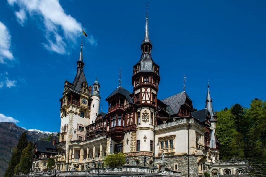 From Bucharest: Brasov Peles & Dracula's Castle Day Tour - Leaving Bucharest Early for Transylvania’s Castle Circuit