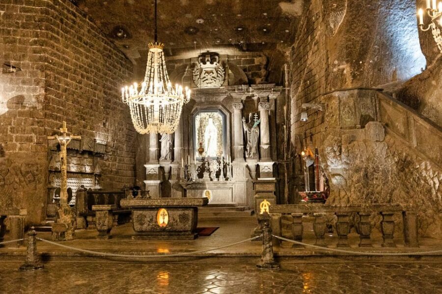 From Kraków: Wieliczka Salt Mine Guided Tour - Who should book this English-guided Wieliczka tour