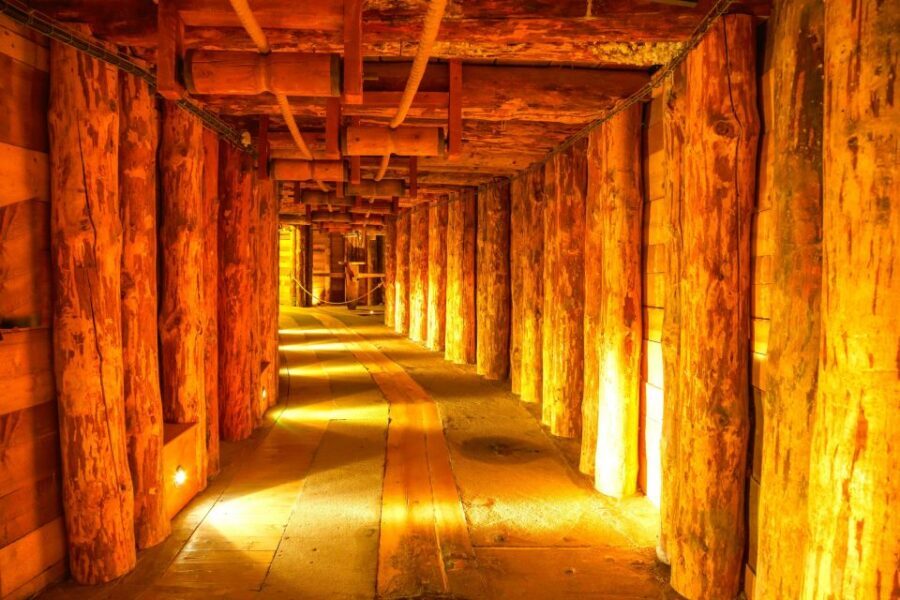 From Krakow: Wieliczka Salt Mine Tour & Skip the Line Ticket - Group size and pacing: where you might feel rushed