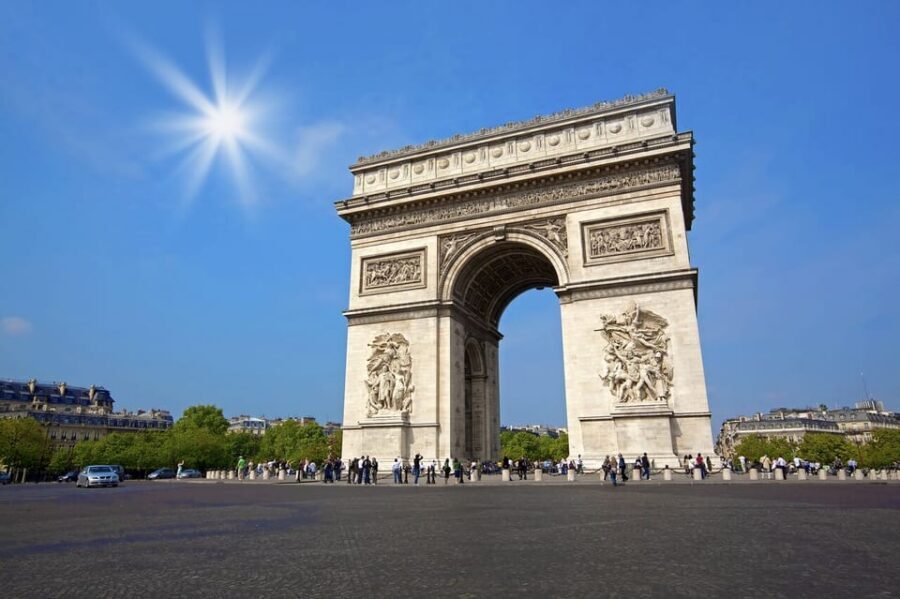From London: Paris Day Trip with Lunch on Eiffel Tower - The Seine River Cruise: Classic Views Without the Work