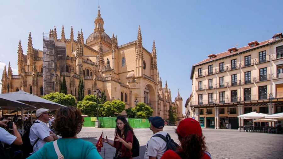 From Madrid: Guided Day Trip to Segovia, optional Alcázar - FAQ