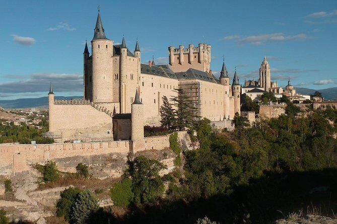 From Madrid: Segovia & Toledo with Alcazar and Cathedral - Entering the Alcázar of Segovia: Why This Stop Is the Anchor