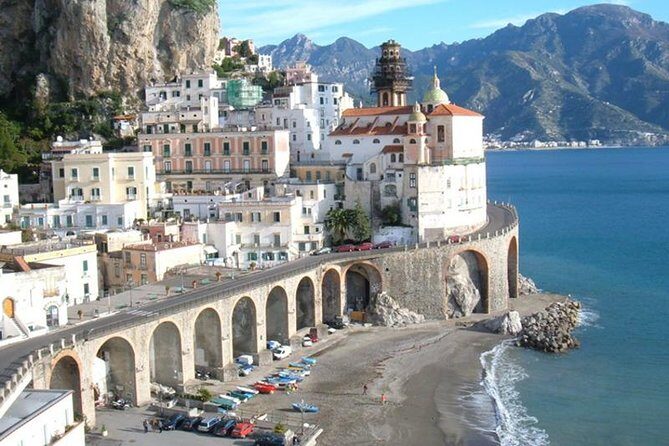 From Naples: Amalfi Coast & Pompeii Small Group Tour - Low-season guide changes and why they matter