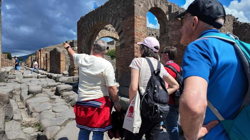 From Naples: Guided tour of Pompeii skip-the-line and round-trip train - Skip-the-Line Tickets: Where They Help Most (and Where They Don’t)
