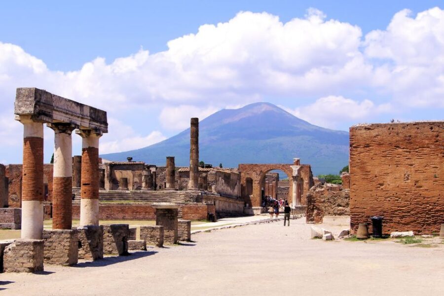 From Naples: Herculaneum, Mount Vesuvius & Pompeii Day Trip - Getting picked up and moving fast from central Naples