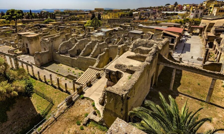 From Naples: Herculaneum, Vesuvius, and Pompeii Trip - How the day runs from Naples: pickup, ride times, and pacing