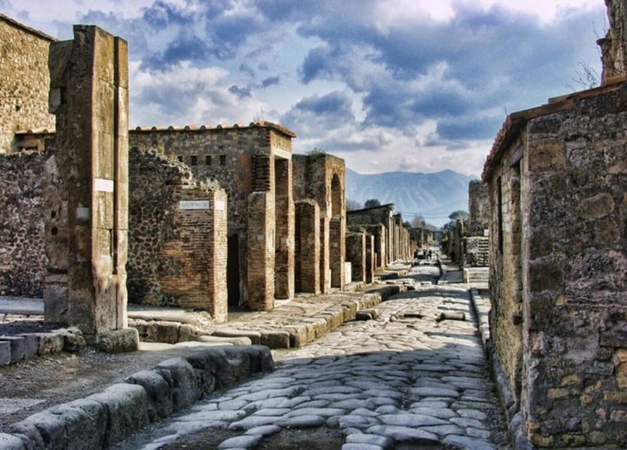 From Naples: Pompeii and Herculaneum VIP Tour with Lunch - How the Lunch Break Actually Works (And What to Expect)