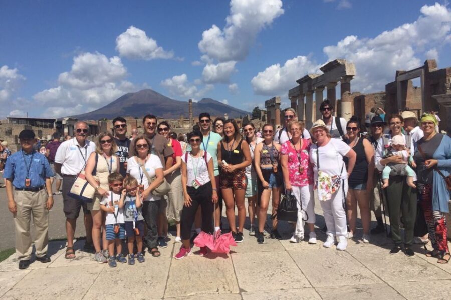 From Naples: Pompeii and Vesuvius Full-Day Tour with Lunch - Guides, group size, and audio options: getting the best value