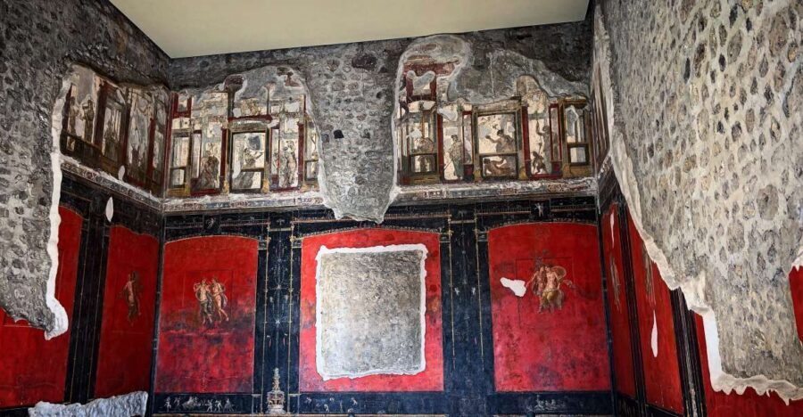 From Naples: Pompeii Guided Tour with Skip-the-Line Tickets - Pompeii in a half day from Naples: what 3.5 hours can deliver