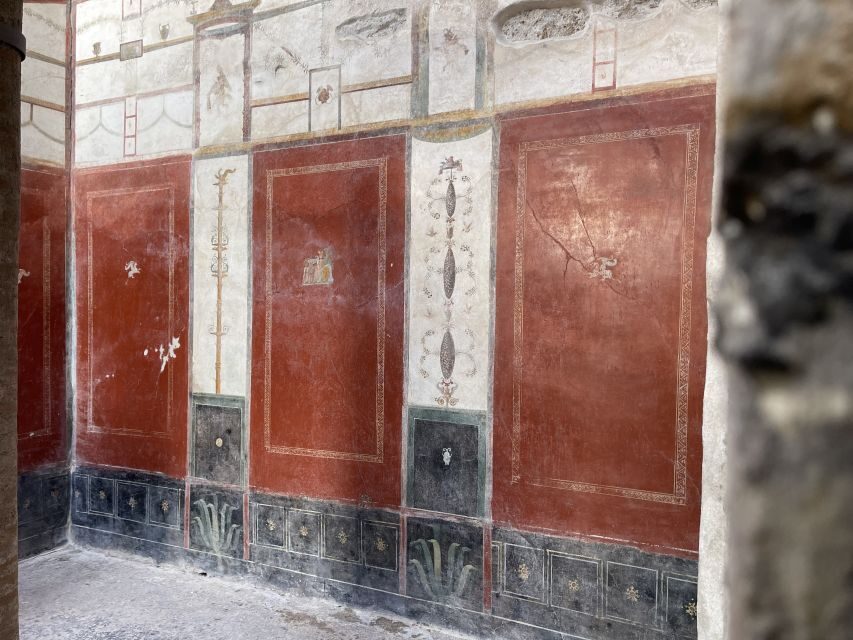 From Naples: Pompeii Guided Tour with Skip-the-Line Tickets - The guided walk: Forum, Basilica, baths, and the Theater