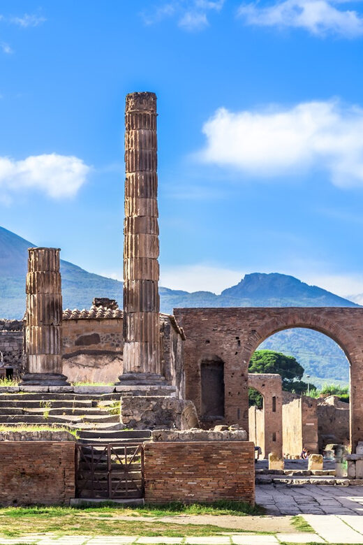 From Naples Port: Pompeii+ Amalfi Tour - From Naples Port to Pompeii: How the Day Gets Moving
