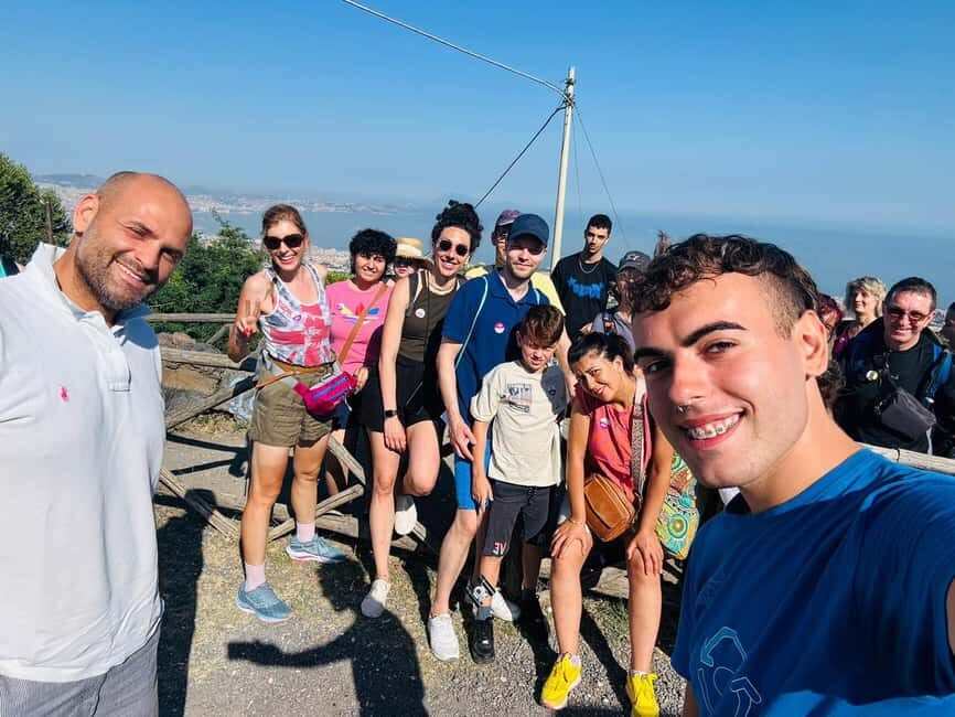 From Naples: Vesuvius Easy Tour - Meeting point: How to find the Around Vesuvio bus fast