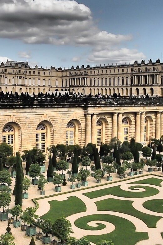 From Paris: Giverny and Versailles Private Full-Day Trip - Skip-the-Line Entry at Versailles: Hall of Mirrors and Royal Apartments