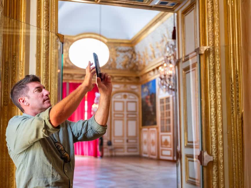 From Paris: Versailles Palace And Garden Tour with Transfers - Hall of Mirrors and Grand Apartments: The Moments Where Versailles Clicks
