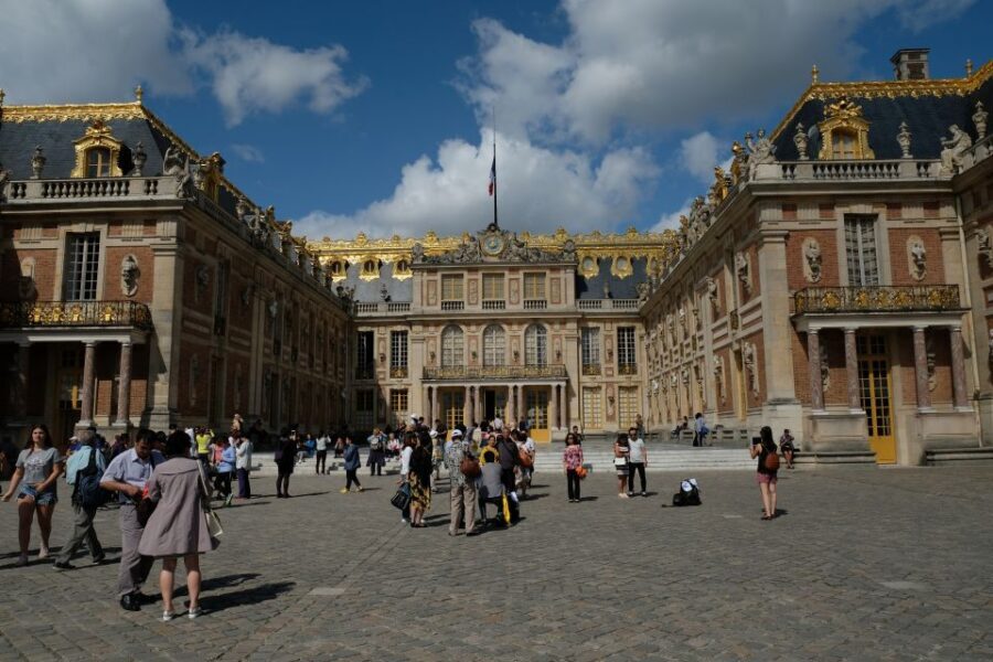 From Paris: Versailles Palace and Gardens Guided Day Trip - Price and value: what you’re paying for