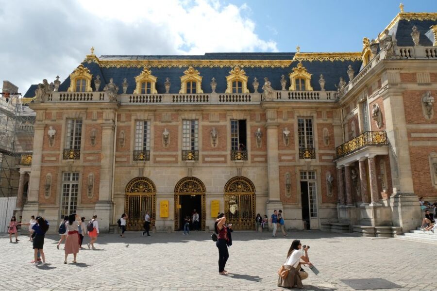 From Paris: Versailles Palace and Gardens Guided Day Trip - The gilded palace chapel, private apartments, and the Hall of Mirrors