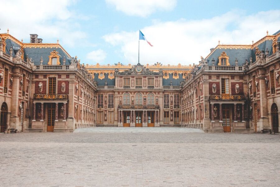From Paris: Versailles Palace and Gardens Guided Experience - What the garden tour actually teaches you
