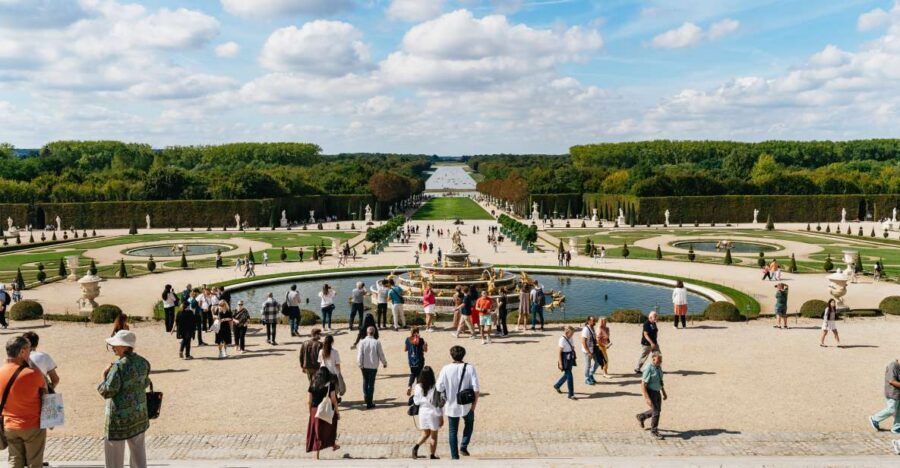 From Paris: Versailles Palace & Gardens with Transportation - Should you book this Versailles trip?