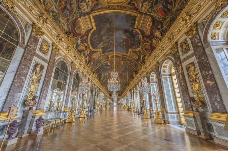 From Paris: Versailles Palace Guided Tour with Bus Transfers - Who should book this Versailles tour
