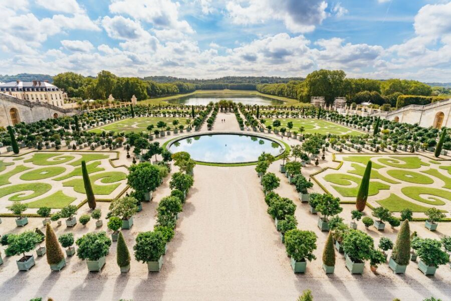 From Paris: Versailles Skip-the-Line Tour & Gardens Access - Coach ride realities: comfortable transfer, no bus restrooms