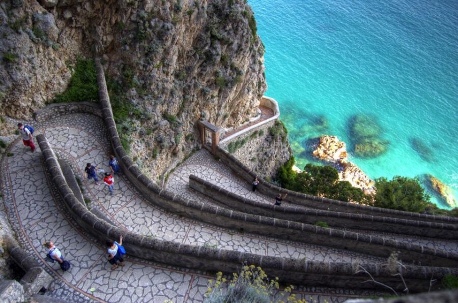 From Pompei: Capri shared tour - Key things you’ll notice on this tour