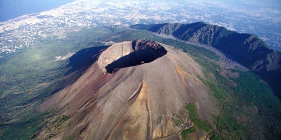 From Positano: Pompeii, Vesuvius, & Wine Tasting with Lunch - Winery Lunch and Wine Tasting: Where the Day Gets Fun