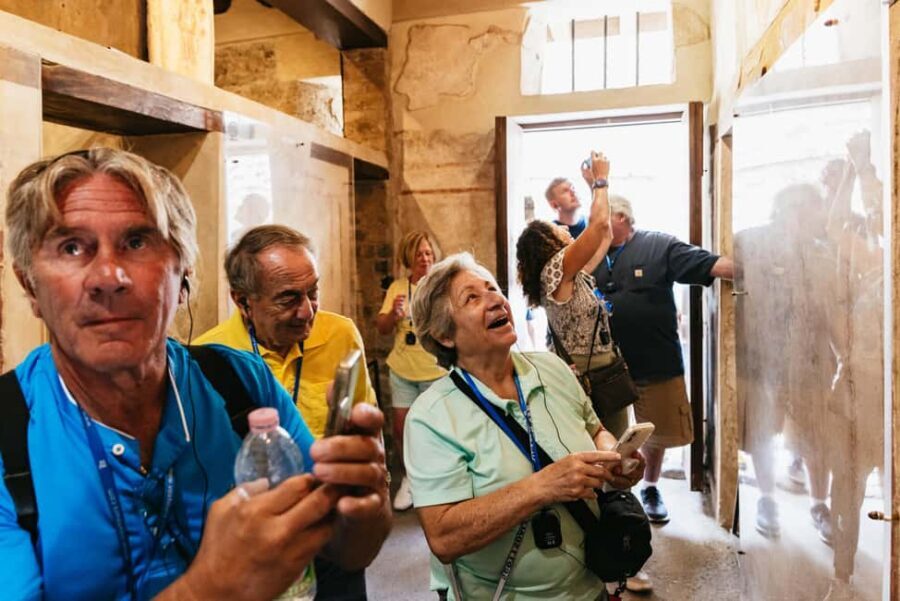 From Rome: Day Trip to Pompeii and Sorrento with Lunch - Lunch in the Pompeii area: convenient, but don’t expect endless time