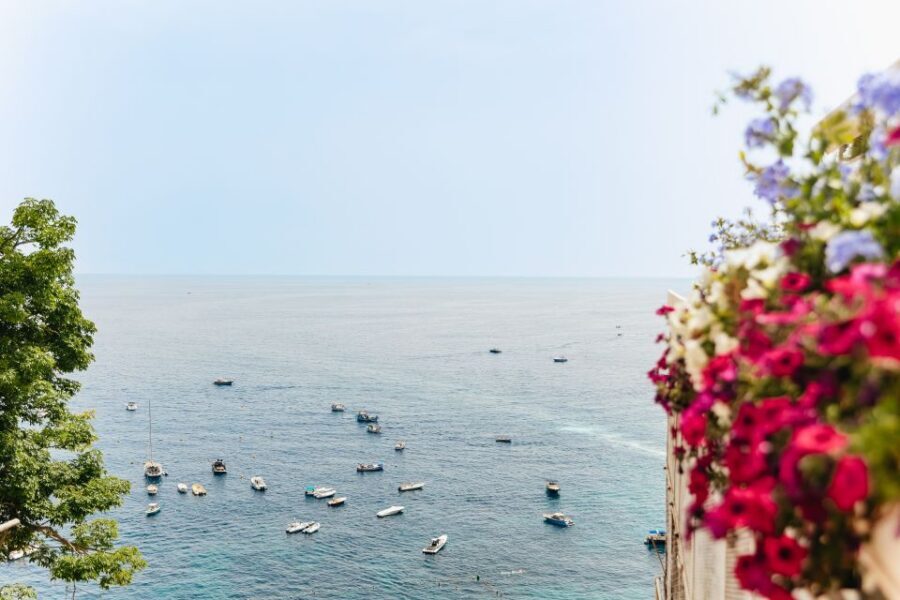 From Rome: Pompeii, Amalfi Coast and Positano Day Trip - Who should book this day trip