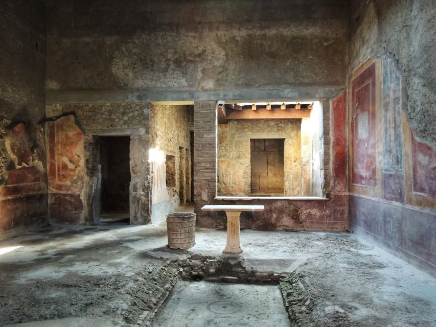 From Rome: Pompeii Day Trip by Fast Train and Car - What walking Pompeii feels like in real life