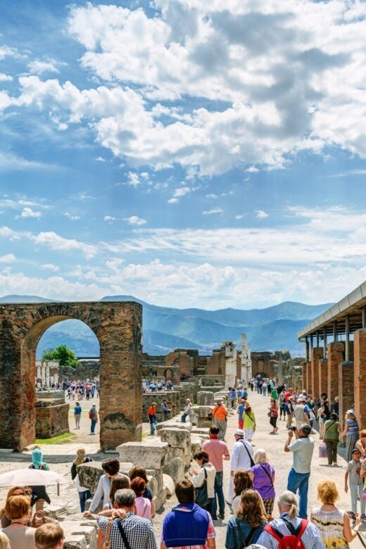 From Rome: Pompeii & Naples Private Full-Day Tour - Naples on Your Own: From Piazza Garibaldi to Posillipo Over Capri