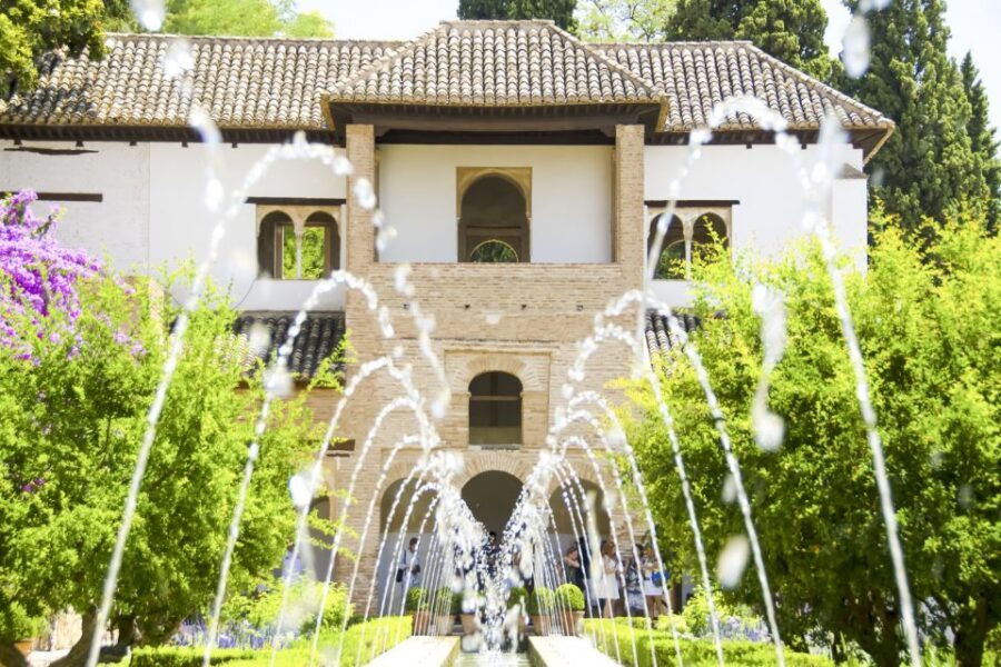 From Seville: Granada & Alhambra Tour with Optional Ticket - Transportation, breaks, and onboard comfort: the long bus strategy