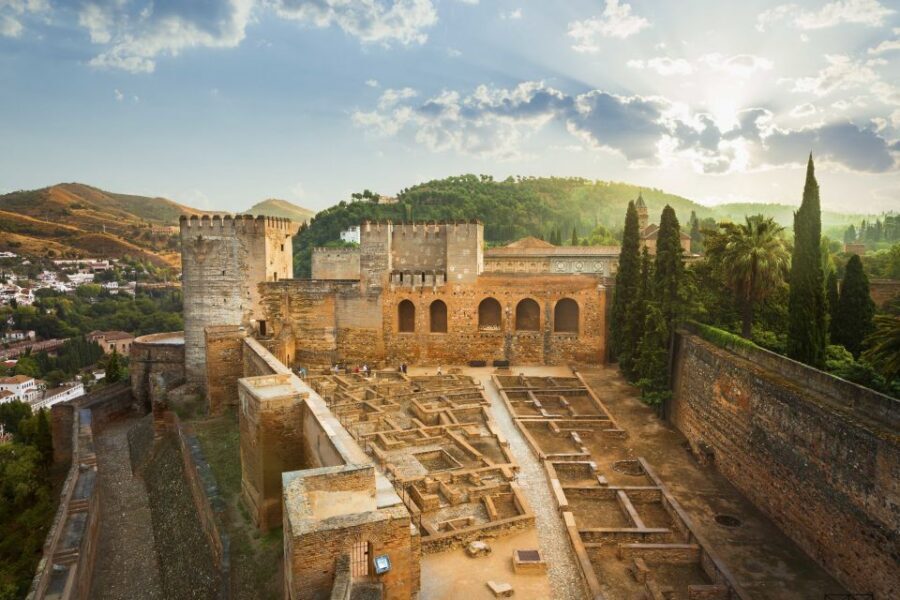 From Seville: Private Granada Day-Trip with Alhambra Visit - Key things that stand out