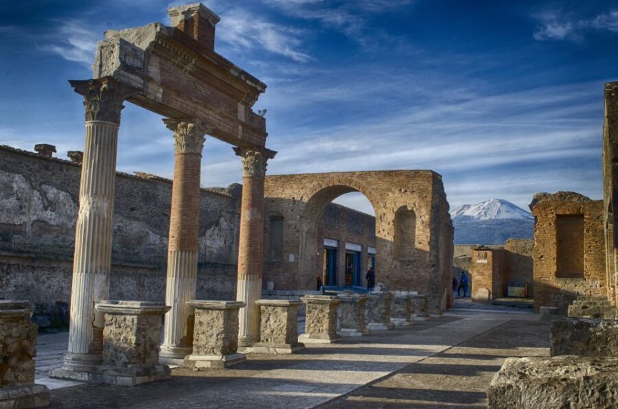 From Sorrento: Pompeii by Train with Vesuvius & Guided Tour - Key things that make this tour worth your time