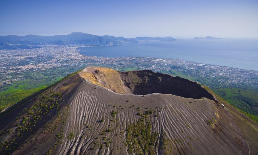 From Sorrento: Semiprivate Vesuvius Tour - Mount Vesuvius crater time: how to use your 1.5 hours well