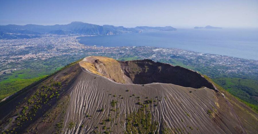 From Sorrento: Semiprivate Vesuvius Tour - The bus transfer: convenient, but don’t expect a luxury ride
