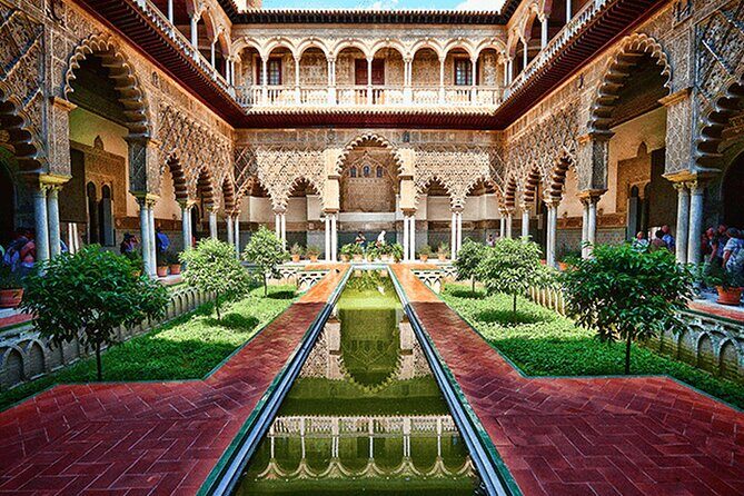 Full Alcázar History Seville and introduction Game of Thrones Tour - Where the Tour Starts: Calle Francos Timing and How the 2-Hour Flow Feels