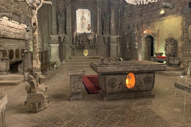 Full day tour to Auschwitz-Birkenau and Salt Mine with a local guide from Krakow - Auschwitz I With Museum English Guidance: The Details That Matter
