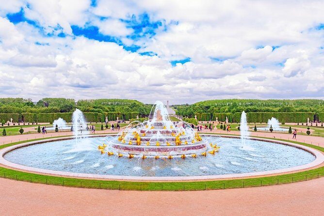Giverny and Versailles Full-Day Private Guided Tour with Hotel Pickup - Price and Value: What You’re Paying For
