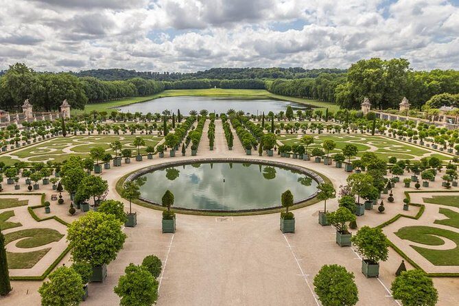Giverny Monet's House & Versailles Palace Private Day Trip from Paris - Stop 2: Giverny Village Time — What One Hour Really Buys You