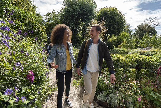 Giverny & Versailles Audio Guided Day Trip with Lunch from Paris - Giverny first: Monet’s House and why you should pick a priority