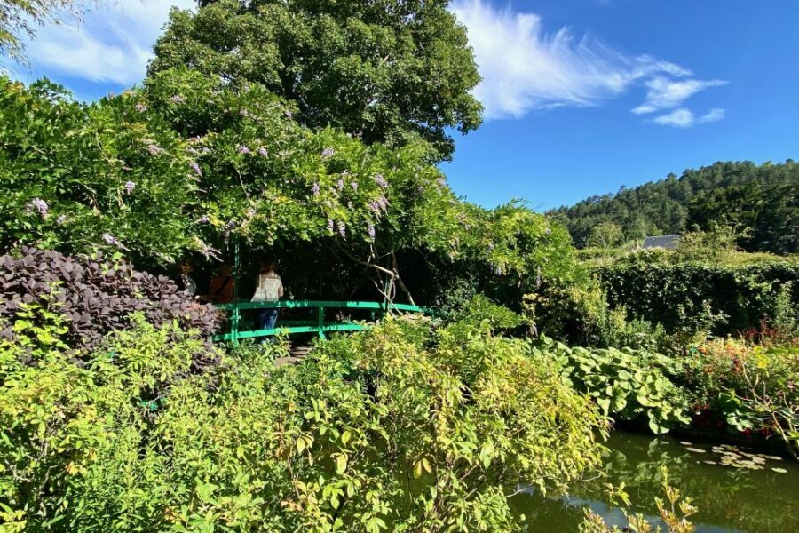 Giverny Versailles Trianon Small Group by Minivan from Paris - Versailles gardens and Trianon: the big finale block