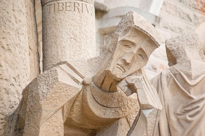 Gothic Quarter Private Tour with Sagrada Familia Skip the Line - Price and value: what you’re paying for at $300.73 per person
