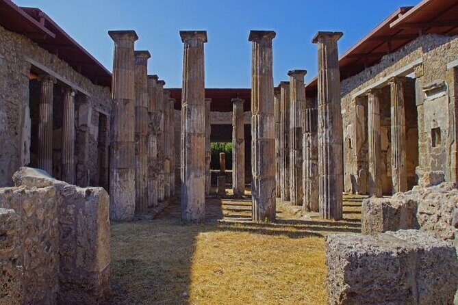 Guided tour of Pompeii with a local guide - The guide factor: clear storytelling and a human pace