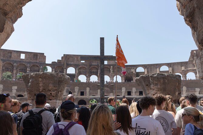 Guided tour of the Colosseum, Roman Forum and Palatine in Spanish - Spanish Priority Entry at the Colosseum: what this tour is really about