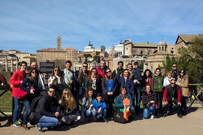 Guided tour of the Colosseum, Roman Forum and Palatine in Spanish - Entering the Colosseum with priority tickets: what you should look for