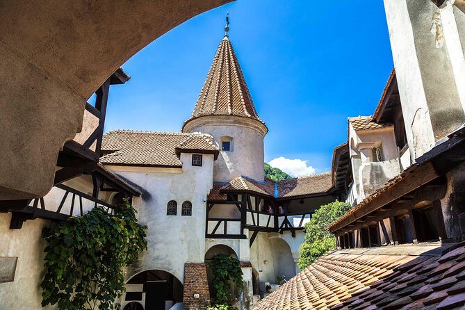 Guided Tour to Dracula Castle, Peles Castle and Brasov - Bucharest Photo Pass: Quick Sights Before You Leave Town